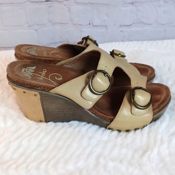 DANSKO Womans Tan Leather Studded  Platform Buckle Shoes 38=6 M New‎ NoTags - Picture 1 of 10